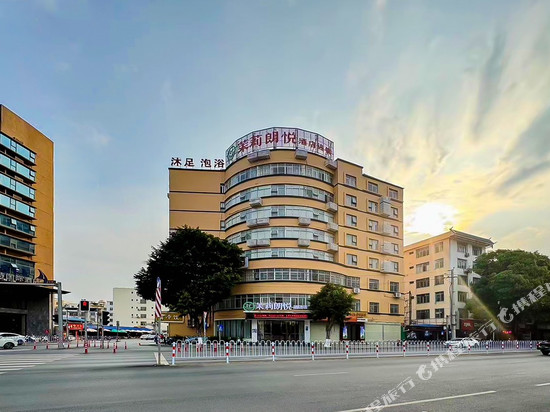 茉莉朗悦酒店(崇左扶绥汽车站文化广场店)