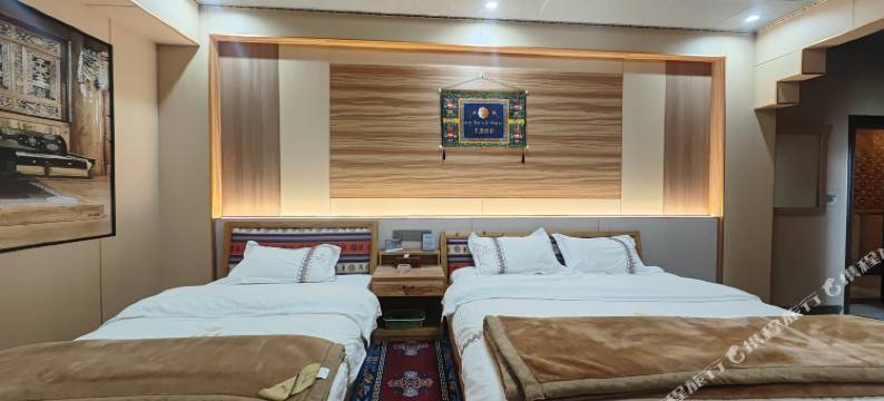 香格里拉品松楚藏族民居客栈图片