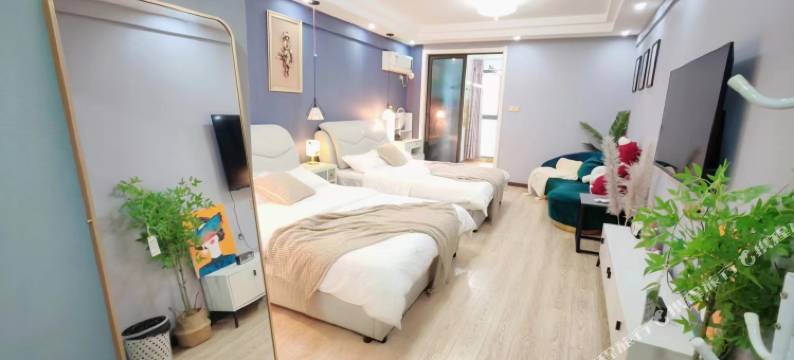 武汉小栖美宿(江汉路步行街店)图片