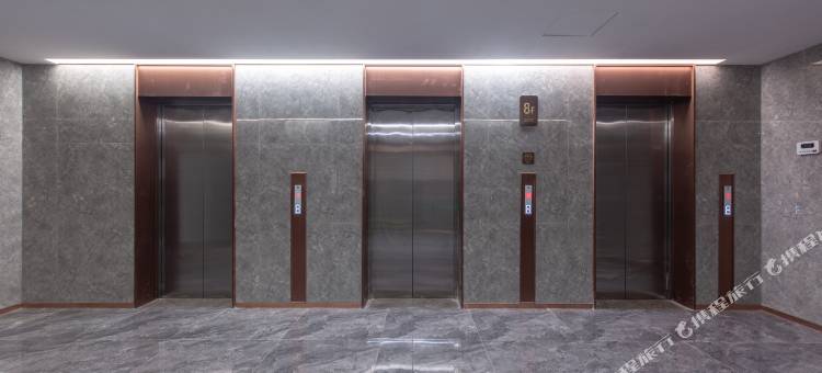 如家商旅酒店(济南经十路和谐广场店)图片