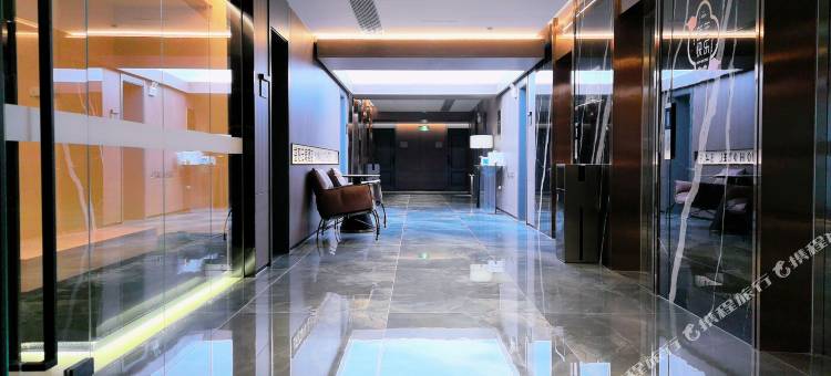 云阔酒店(益阳城市学院店)图片