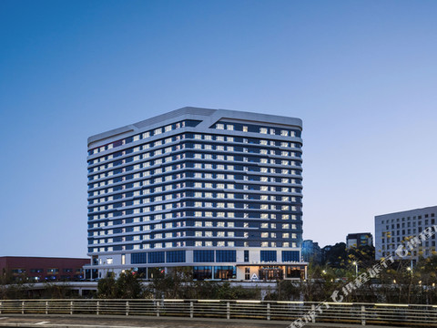 贵阳南明区机场路亚朵酒店