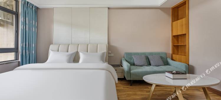 听音悦享美宿(佛山西樵山千古情店)图片