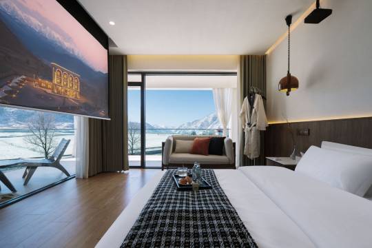 柏湾BOWAN·山谷里设计师度假酒店 (康定新都桥镇店)图片