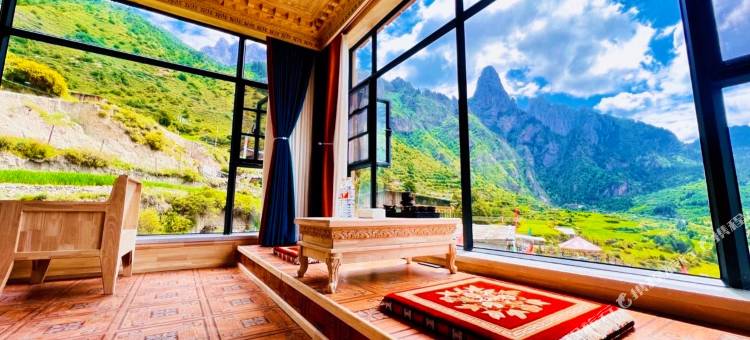 Tibetan·Style 邂逅扎尕那·云山居｜晨曦民宿图片