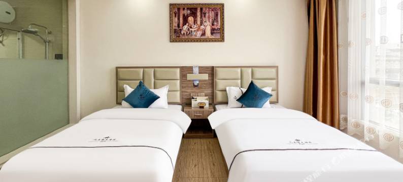 稻城九五大酒店图片