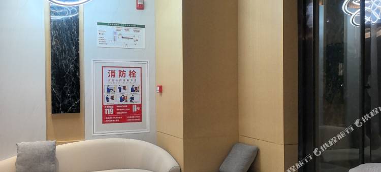 错那云栖温泉酒店图片