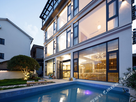 杭州临安云上白牛民宿