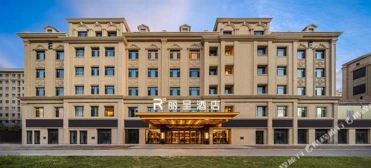 伊宁上海城六星街丽呈酒店图片