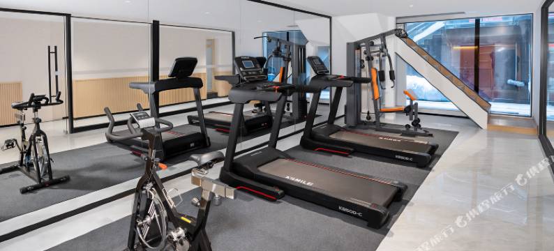 艺选安來酒店(巴中王府井万达广场店)图片