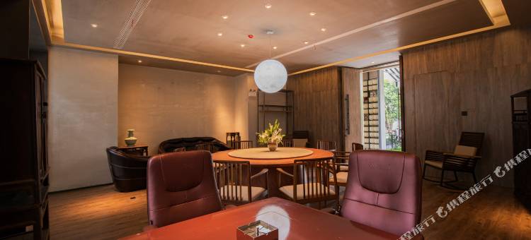 黄山一支百合古董珍藏智慧民宿图片