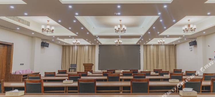 白马营溪山酒店图片