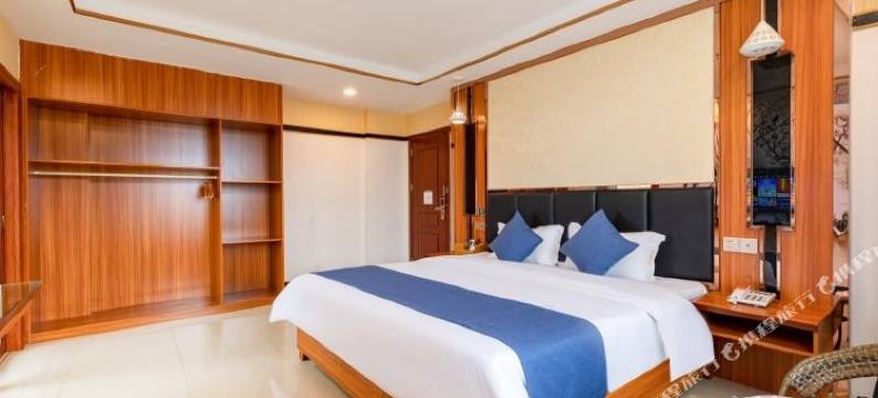 新兴优居乐主题酒店图片