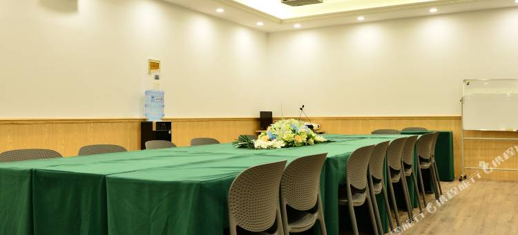 如家精选酒店(东海步行街高铁站店)图片