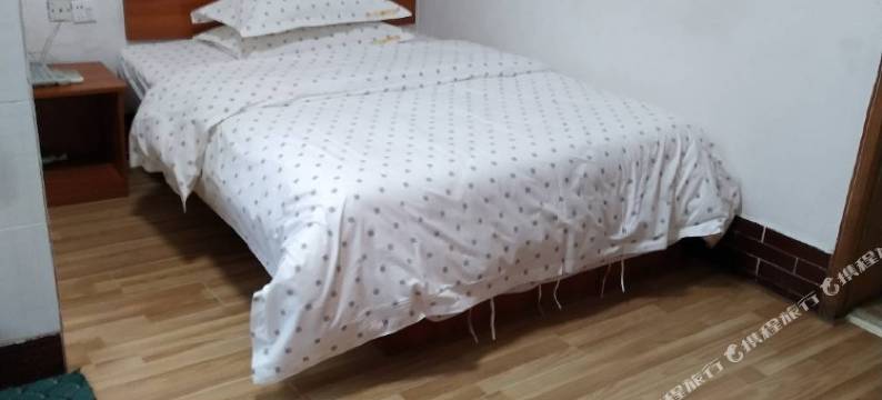 金龙湾宾馆(河池火车站店)图片