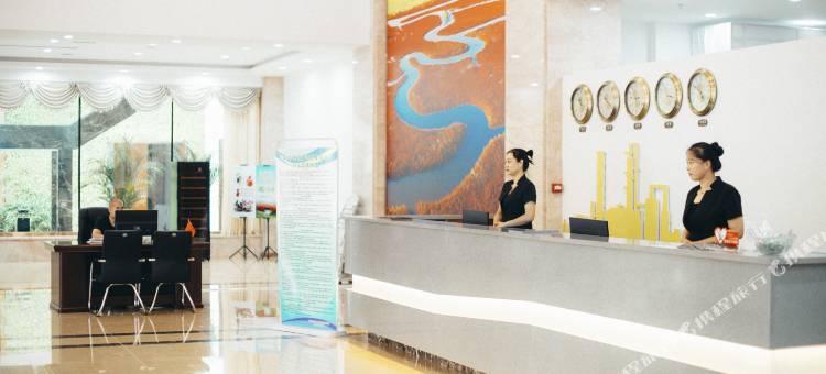 华锦宾馆(盘锦火车站店)图片