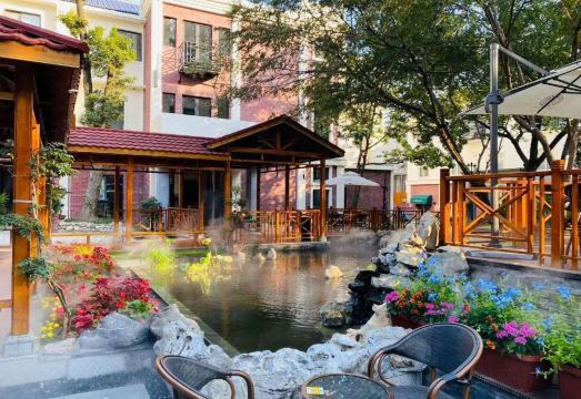 Kuandu Jade Hotel (Nanjing Zhongshan Mausoleum Scenic Area)Hotel Overview