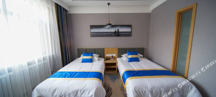 新巴尔虎右旗爱音琴商务宾馆图片