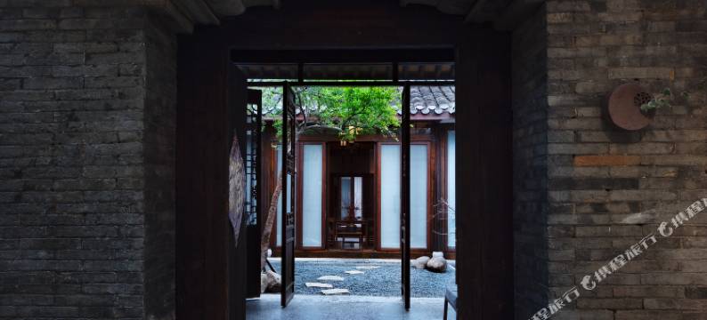 重构空间民宿(扬州仁丰里店)图片