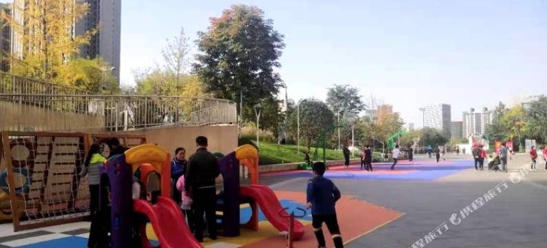 漫鹿Ins设计酒店(西安金辉环球广场店)图片