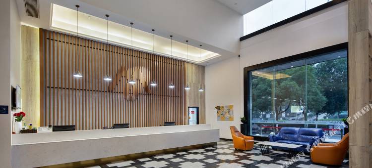 莫林风尚酒店(益阳火车站店)图片