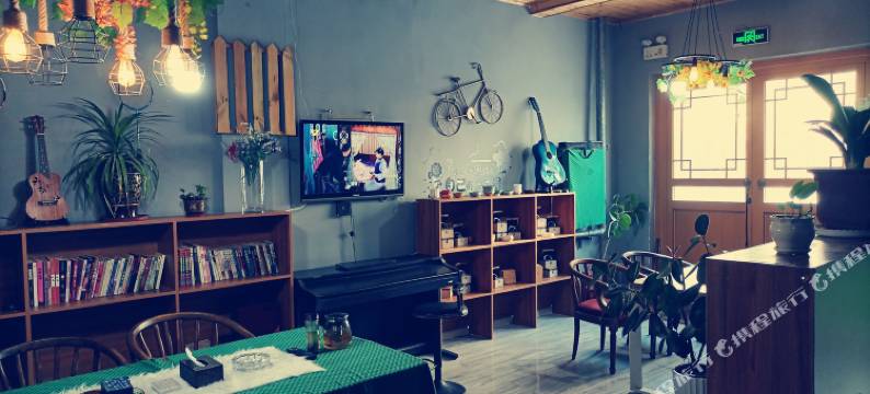 伊宁途眠青年旅社图片