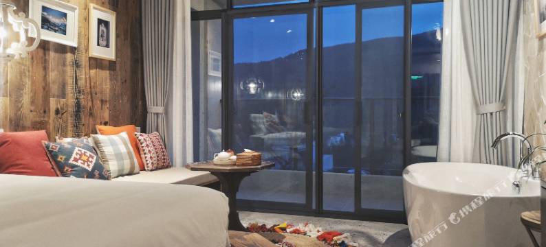 莫干·听山酒店图片