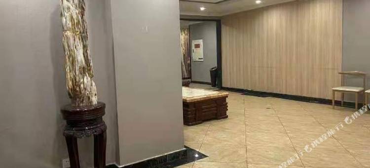 骏怡连锁酒店(重庆江北国际机场空港广场店)图片