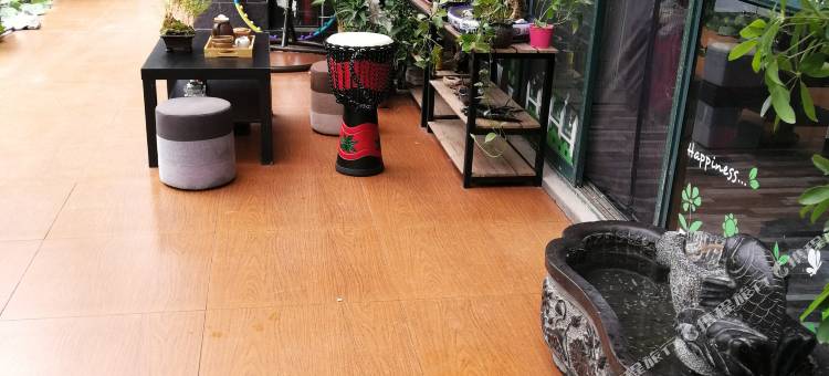天津友缘青旅(天津站北广场店)图片