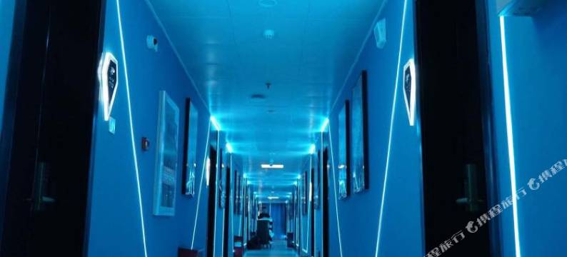 荆门黑鲨电竞酒店图片