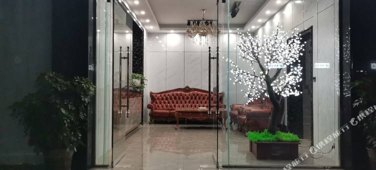 荥经宏阳酒店图片