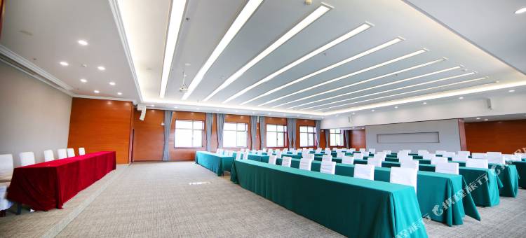 塞罕坝塞罕湖宾馆图片