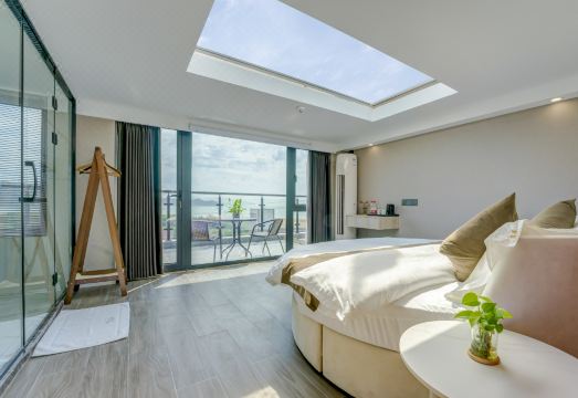 Qixi Valley · Zhoushan love home Sea View B & B (Taohua Island store) Hotel Overview