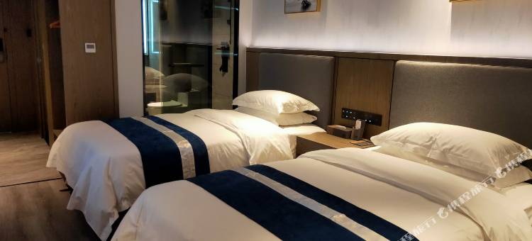 大余西华山酒店图片