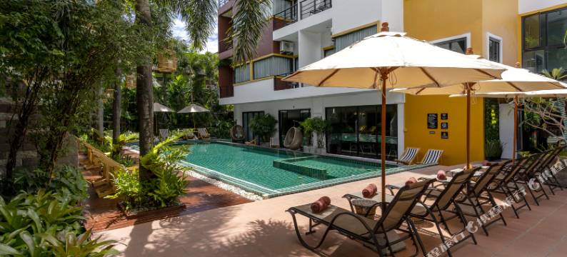 芭东布亚斯里精品酒店(Buasri Boutique Patong)图片