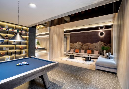 base-Sanlitun Serviced Apartment Hotel Overview