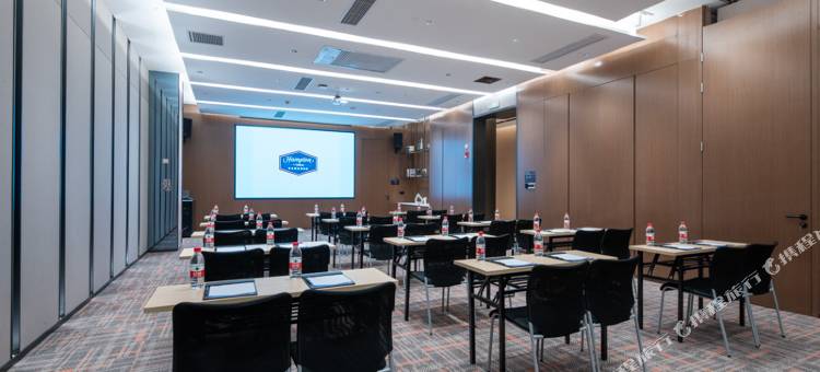 重庆涪陵百汇广场希尔顿欢朋酒店图片