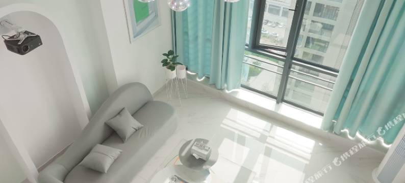 云间loft高空公寓(珠港新城高铁站店)图片