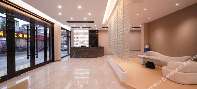 龙鑫商务酒店(龙港镇前路店)图片