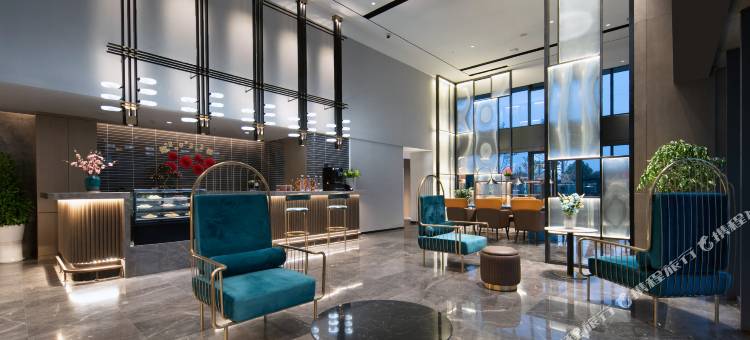 万信至格酒店(武汉天河机场航空总部地铁站店)图片