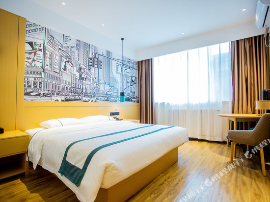 沃德smart酒店(青岛火车站栈桥店)