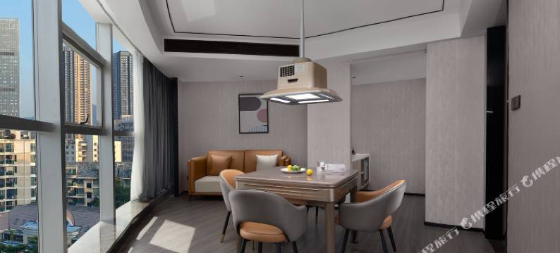 欢漫酒店(麓谷科技园涧塘地铁站店)图片