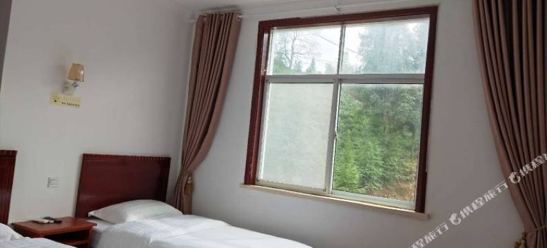 石台秋浦河畔农家乐图片