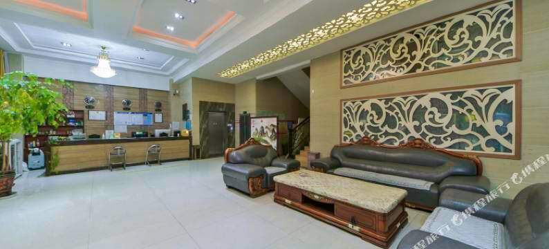 楚雄振华酒店(楚雄南站店)图片