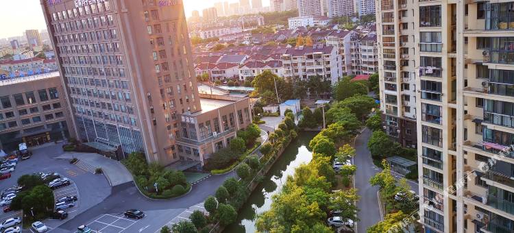 康铂酒店(无锡惠山钱桥地铁站店)图片