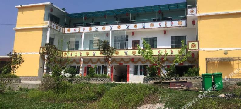 百里杜鹃华洲农庄特色民宿图片