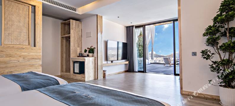 腾冲聆荷渡·泊悦半山温泉酒店图片