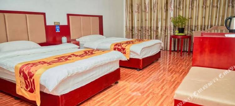 依山别舍(阿依河景区店)图片