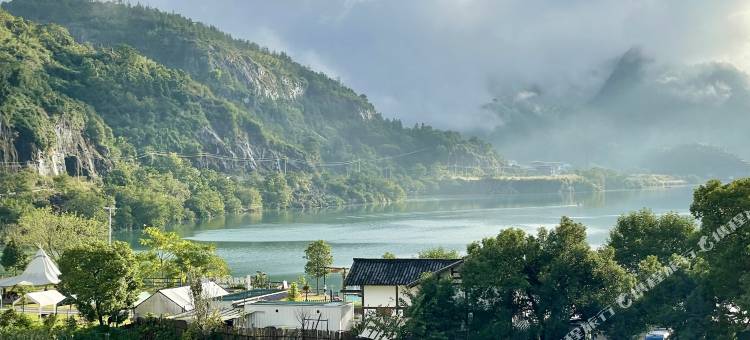 楠溪江那山那湖网球主题酒店图片