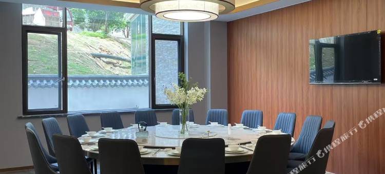 兰欧国际酒店(韶山景区高铁站店)图片